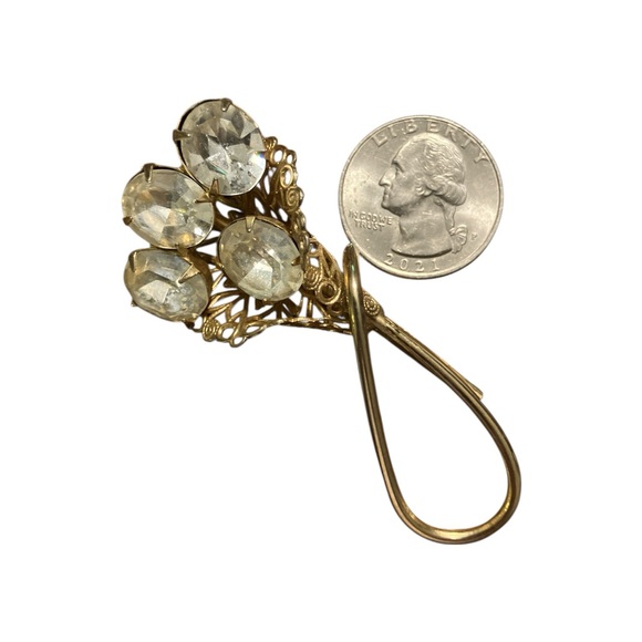 Vintage Floral Spray Brooch with Clear Glass Rhinestones and Gold Tone Filigree - Picture 4 of 4